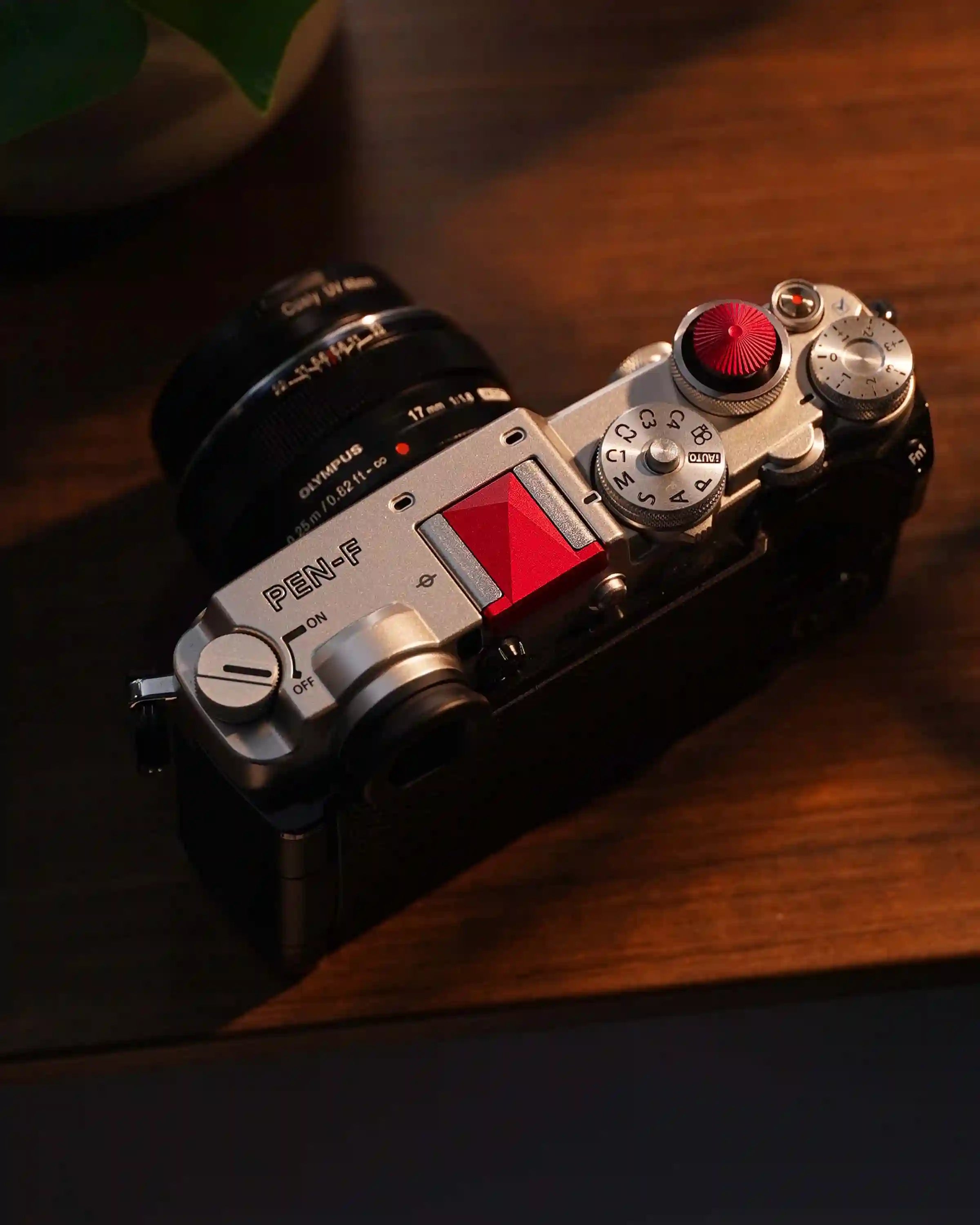 A touch of red for the PEN-F
