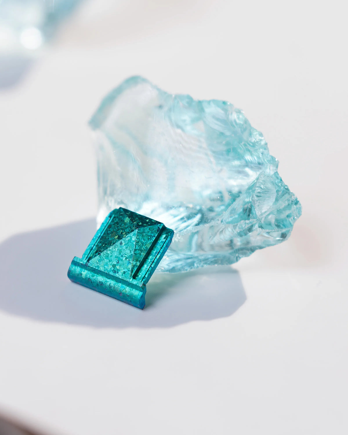 Crystal Colors on the GR Top Plate