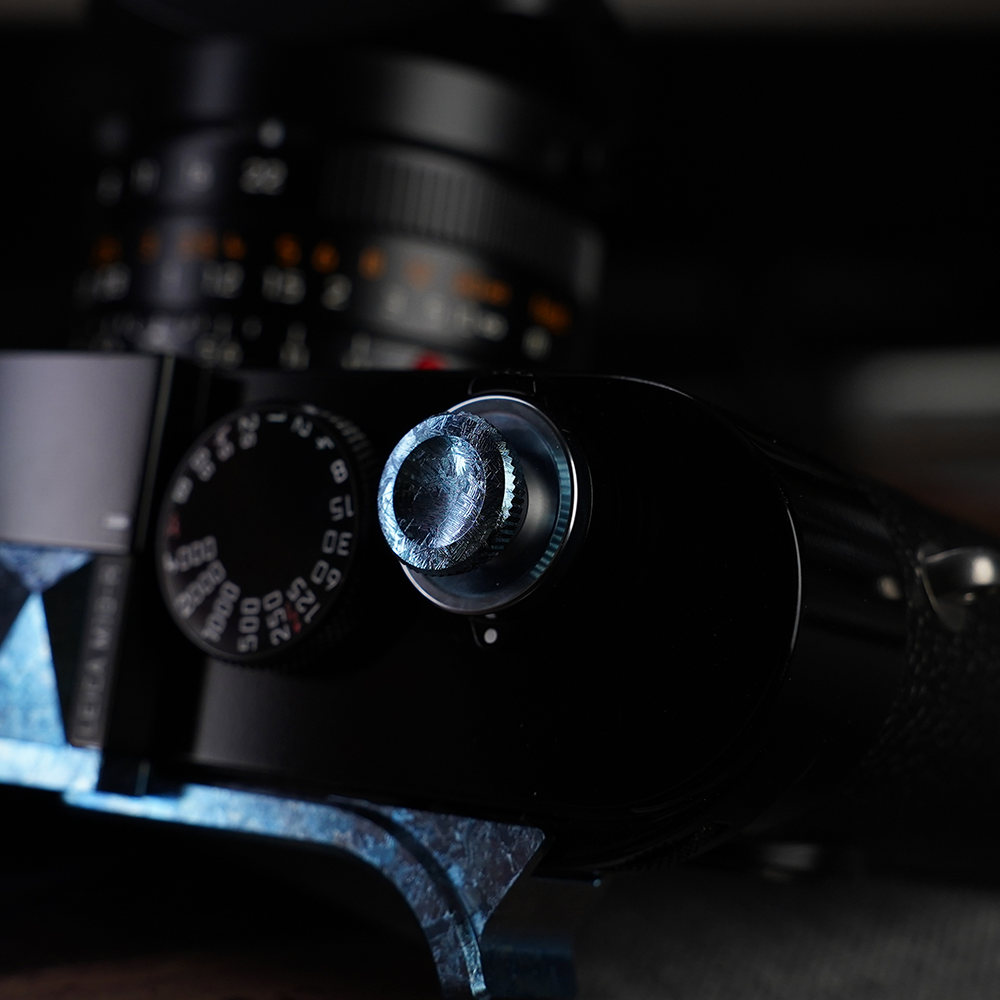 Happy New Year Shutter Button