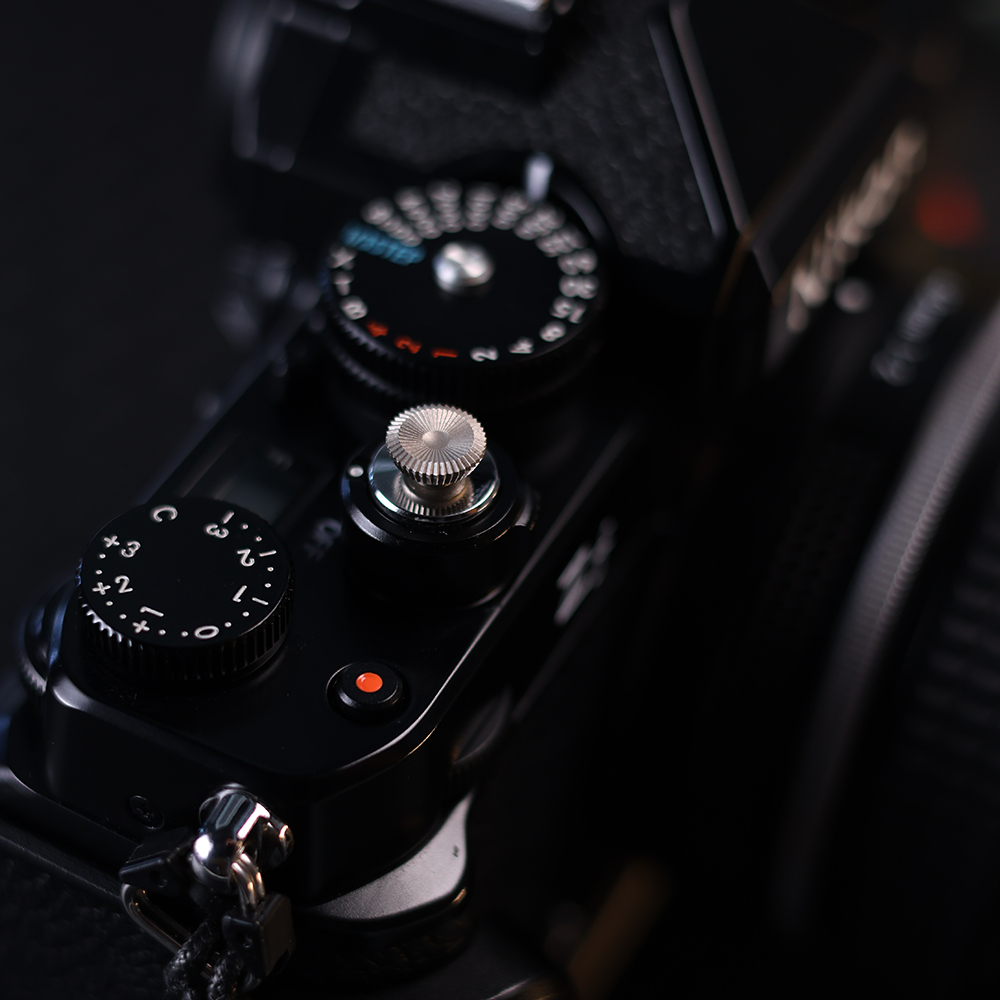 2000T Shutter Button